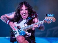 ������ ������� ��������� ������ �� ���� ����� �� �Iron Maiden�